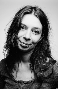 Noémi - illusztrátor a Design and Creatives csapatából